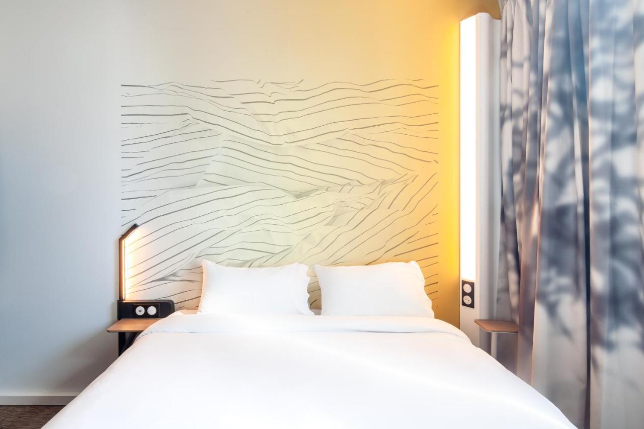 B&B Hotel Уистреам Экстерьер фото
